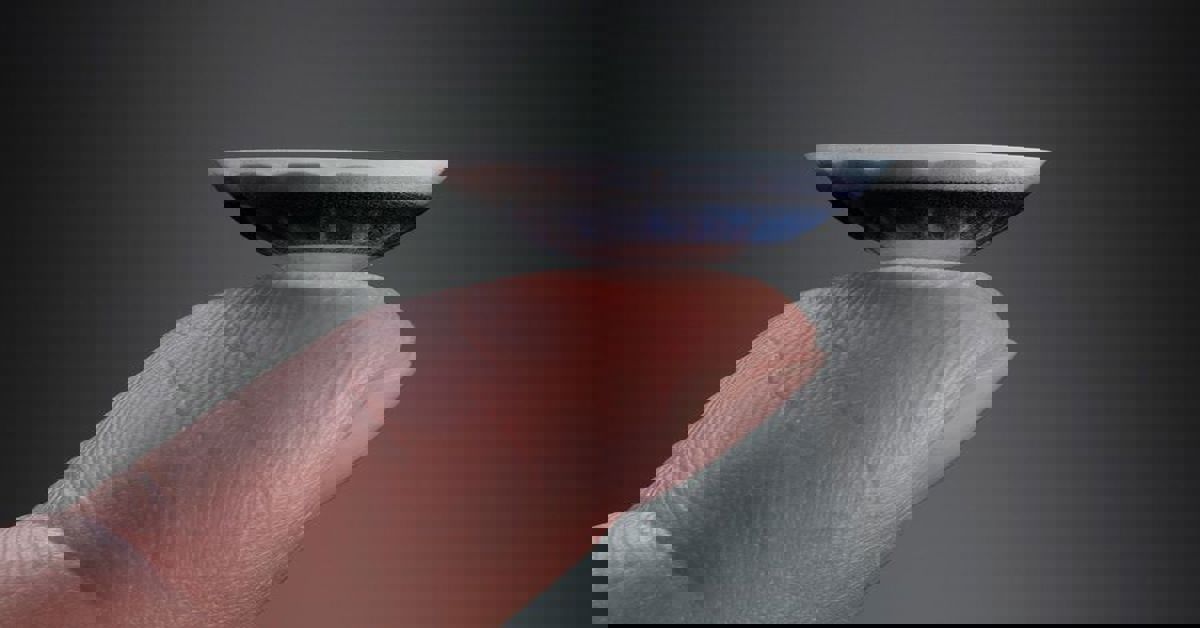 Augmented Reality Lens